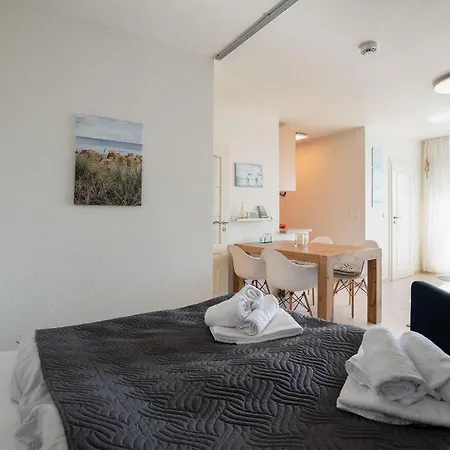 Apartamento H3-53-hanseat-aussenschwimmbad